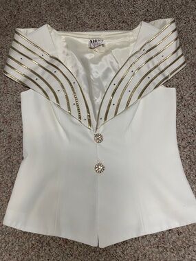 Vintage 90s white sleeveless off the sholder collar vest with Rhinestone Buttons
